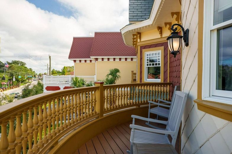 Renaissance St. Augustine Historic Downtown Hotel balcony.jpg