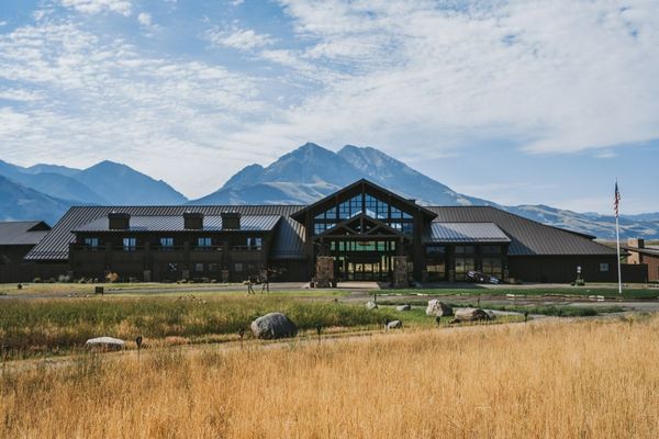 Sage-Lodge-Exterior Overlooking Emigrant Peak.jpg