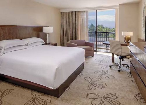 Hilton Waikoloa Village king.jpg