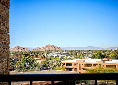 Scottsdale Marriott Old Town papago park view.jpg