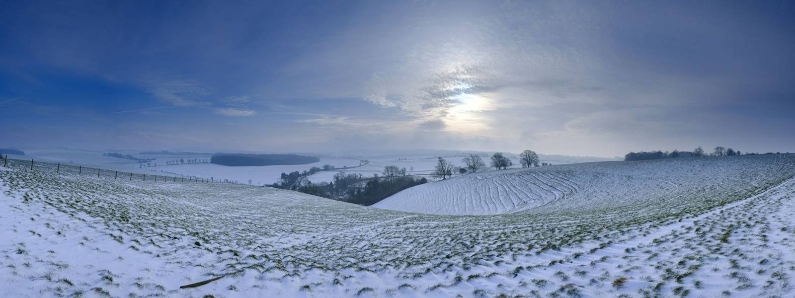 Winter snow scene over Hambledon and the South Downs, Hampshire, UK