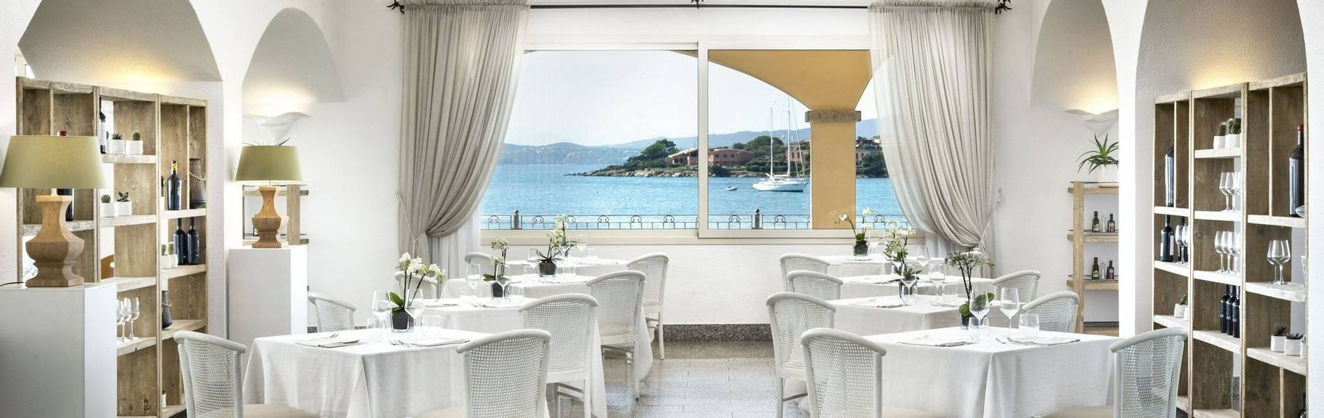 The White Restaurant - Gabbiano Azzurro Hotel _ Suites 2.jpg