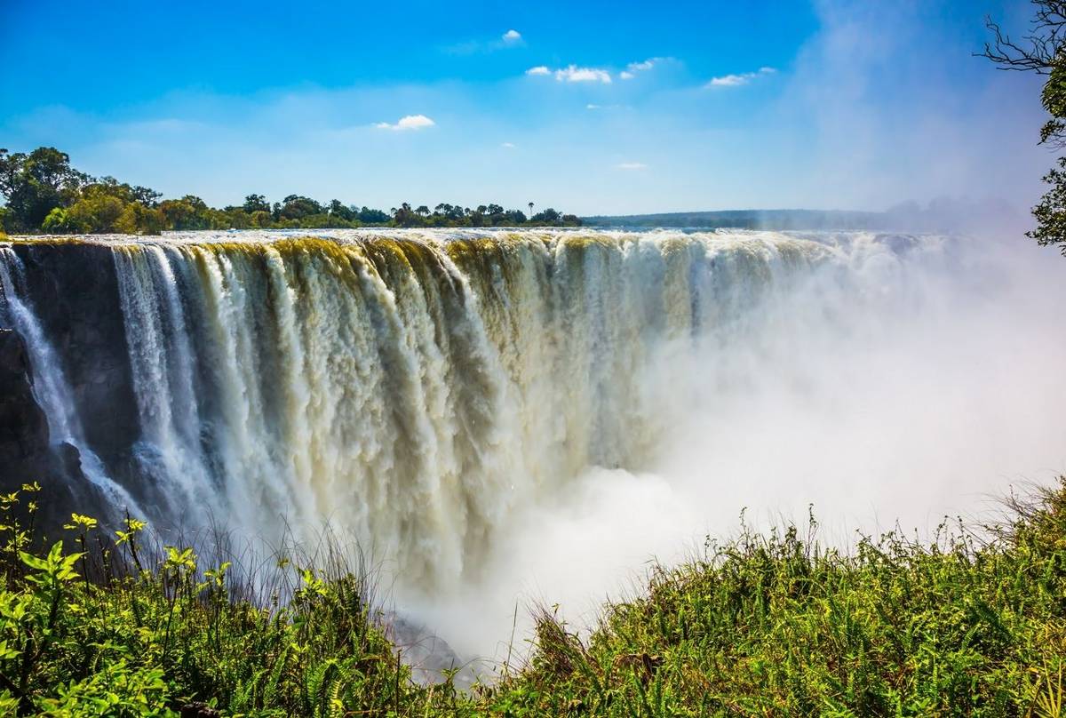 Discover the Untamed Beauty of Zambia: A European Tourist's Guide - Sustainable Tourism in Zambia