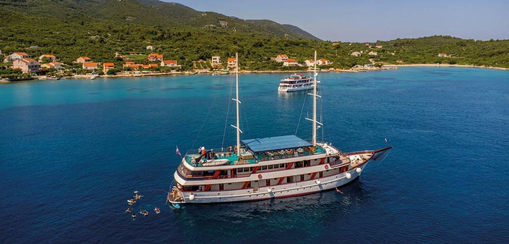 Cruise & Walk the Dalmatian Coast
