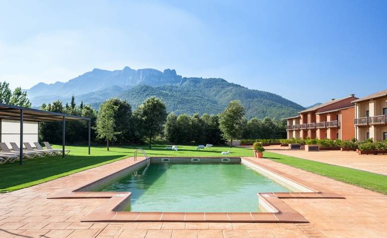 Jardins i Piscina.jpg