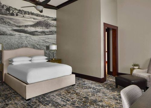 Montgomery Marriott Prattville Hotel cottage queen.jpg