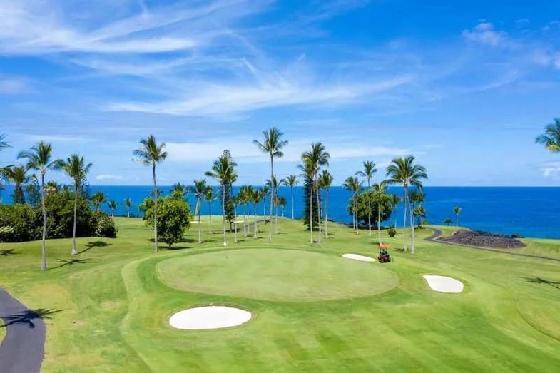 Kona Coast Resort Kona golf fairways 2.jpg