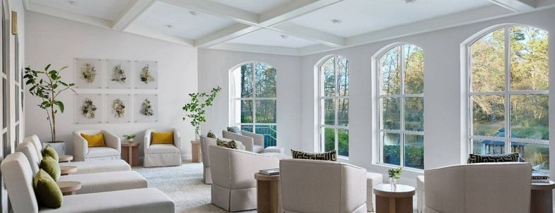 Château Élan spa lounge.jpg