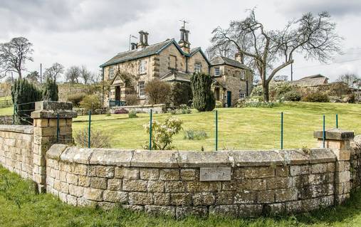 4 Night Peak District Self-Guided Walking Holiday