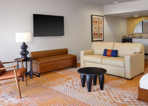 Hilton Sedona Resort at Bell Rock suite kitchenette.jpg