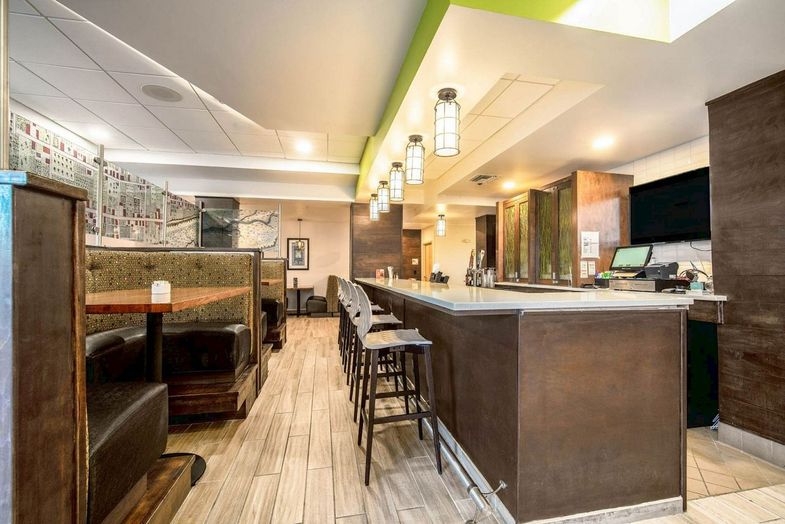 Holiday Inn St. Augustine — World Golf restaurant.jpg