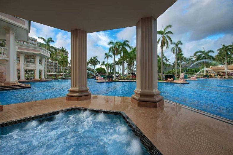 Marriott's Kauai Beach Club whirlpool spas.jpg