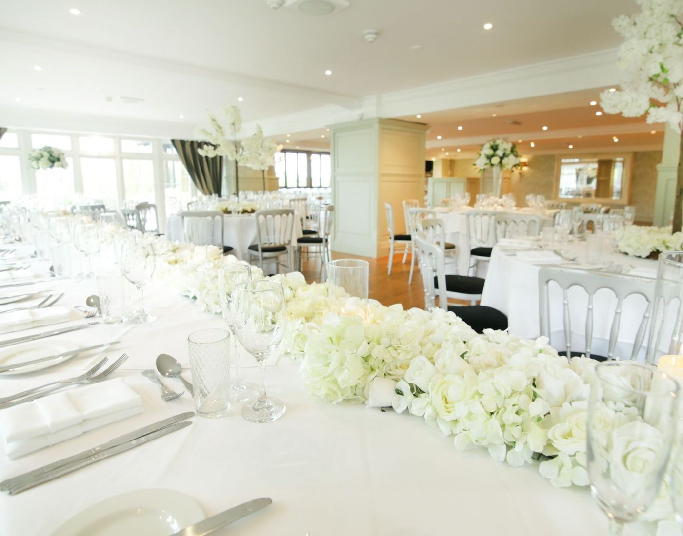 Large wedding space in Hampshire Suite