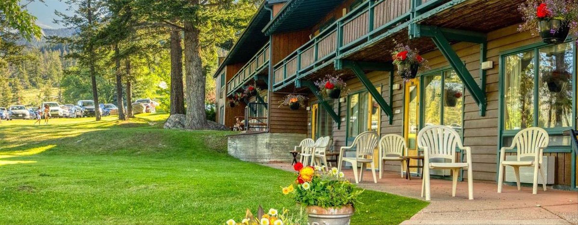 Fairmont Hot Springs exterior.jpg