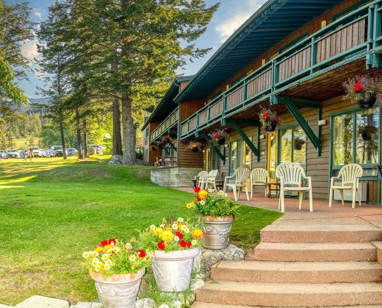 Fairmont Hot Springs exterior.jpg