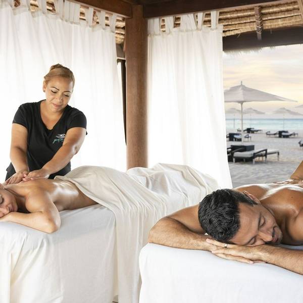 Bucuti-and-Tara-Beach-Resort-couple-massage.jpg