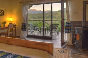 Bale Mountain Lodge - bedroom.jpg