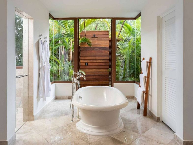 Fairmont Mayakoba suite tub.jpg
