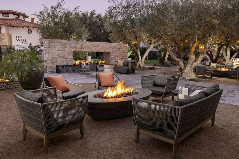 Tommy Bahama Miramonte fire pit.jpg