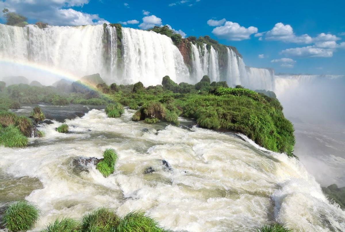 Iguazu Falls. Shutterstock 130571309