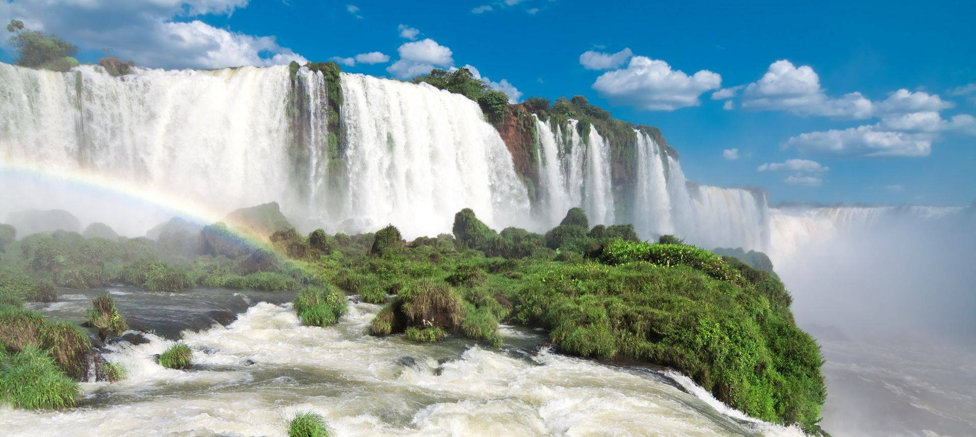 Iguazu Falls. Shutterstock 130571309