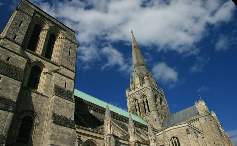 Chichester_Cathedral_2.JPG