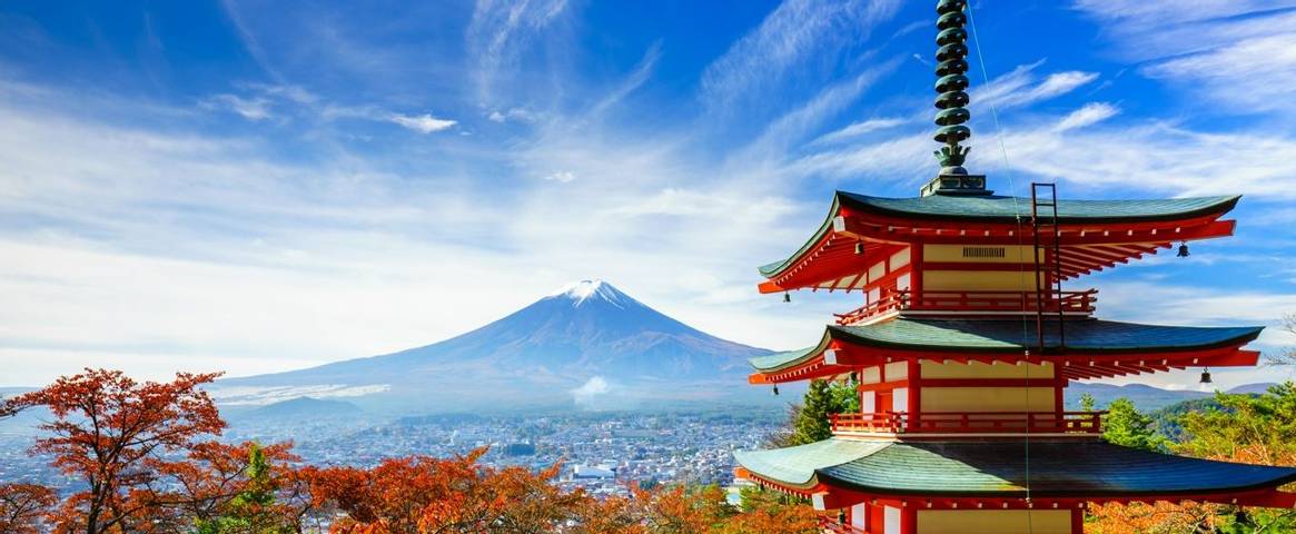 Mt. Fuji with Chureito Pagoda, Fujiyoshida, Japan 