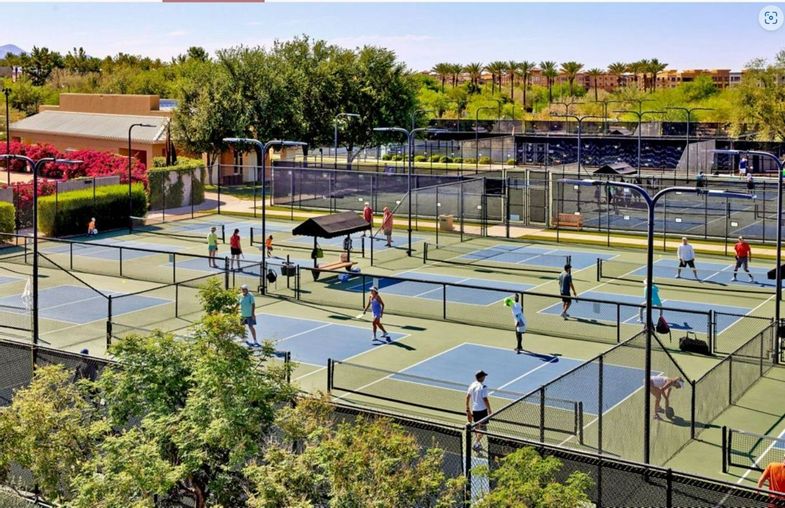 JW Marriott Phoenix Desert Ridge pickle Ball courts.JPG