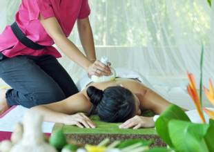 Absolute-Sanctuary-massage-treatment.jpg