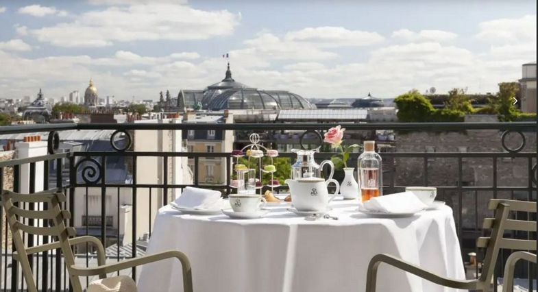 Le Bristol Paris balcony dining.JPG