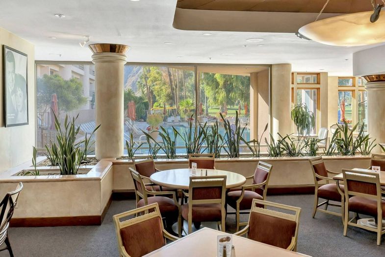 Indian Wells Resort Hotel restaurant.jpg
