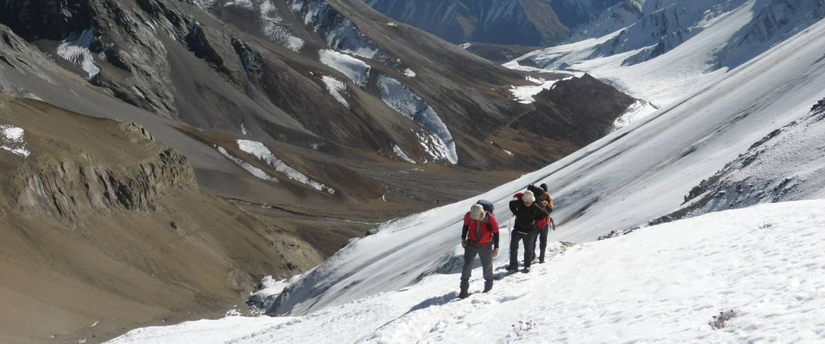 Naar to Upper Mustang trek over Teri La in Nepal