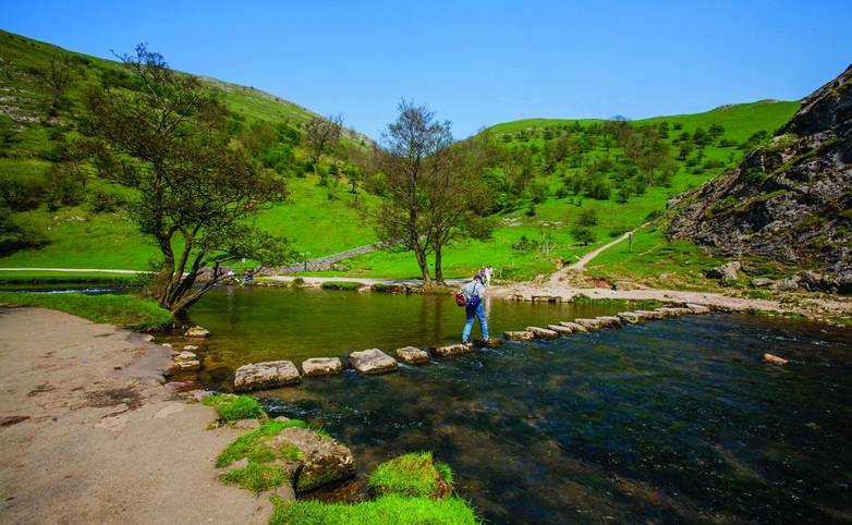 england derbyshire peak district national park valley of the river dove dovedale