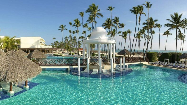 Paradisus Palma Real Golf & Spa Resort pool aerial.jpg