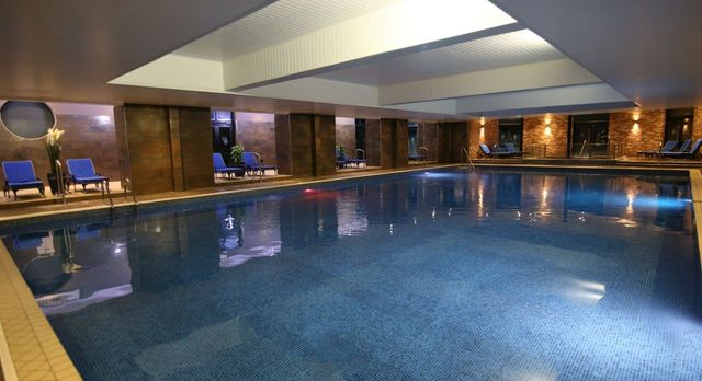 20 metre swimming pool and wellness spa suite