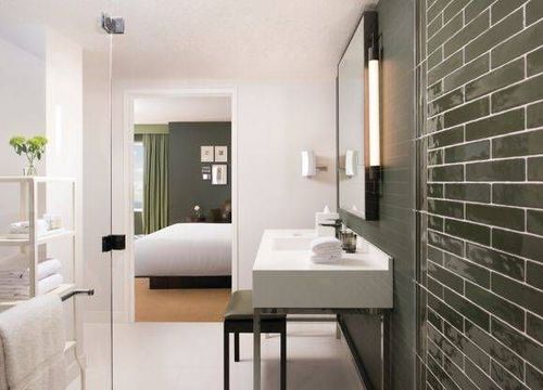 Park MGM Las Vegas bathroom.jpg