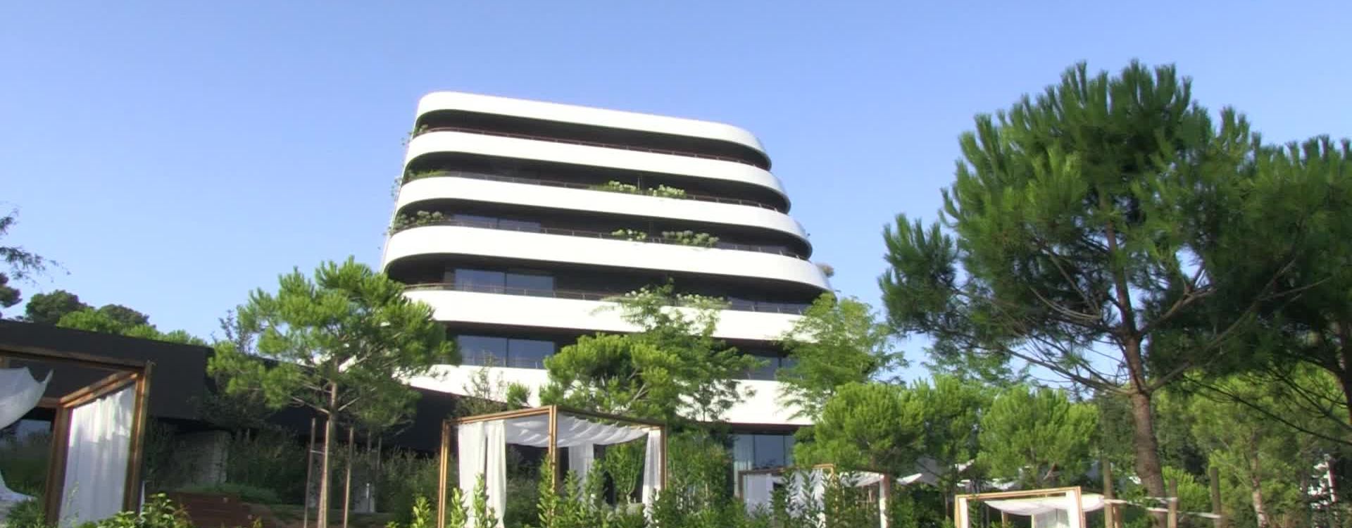 Hotel Lone-Location shots.jpg