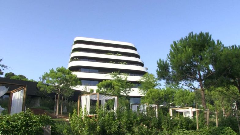 Hotel Lone-Location shots.jpg