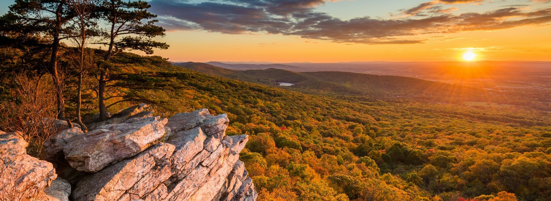 maryland-appalachian-trail-annapolis-rocks-south-mountain-stock.jpg