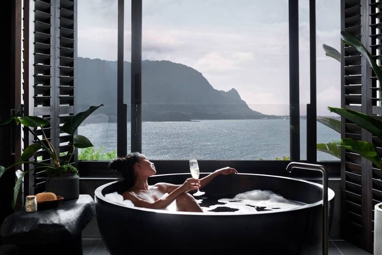 1 Hotel Hanalei Bay Napali_Penthouse_bath.jpg