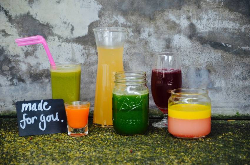 Beverages at juice detox retreat