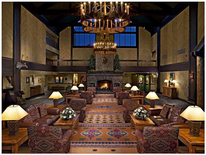 Tenaya Lodge Yosemite lobby.jpeg