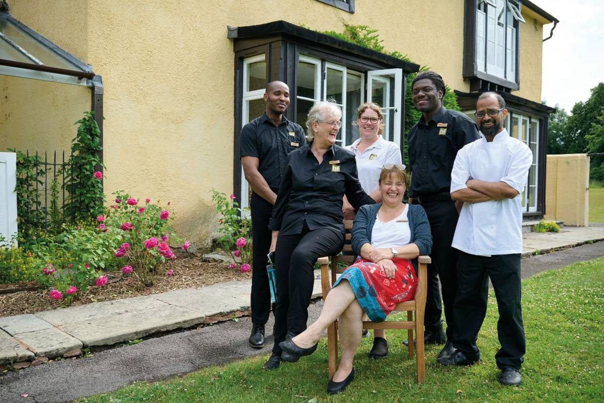 hf_team_group_holnicotehouse_exmoor_01_2025_rgb.jpg