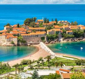 Dubrovnik: Disembark Ship, Montenegro Stay & Tour