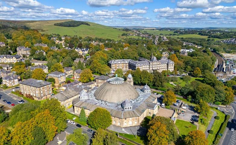 Buxton 1727768541