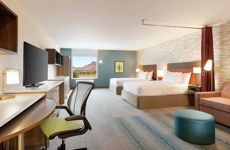 Home2 Suites by Hilton Mesa Longbow studio double.jpg