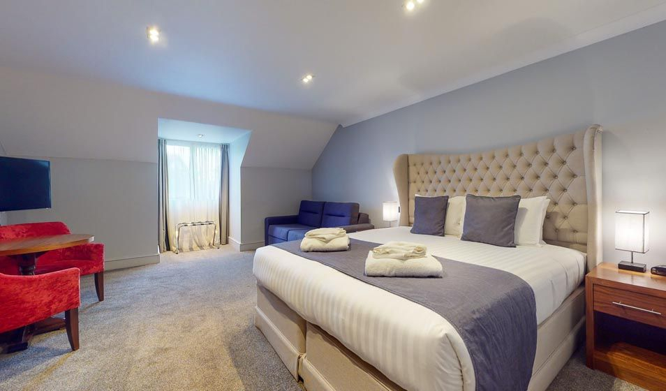 Deluxe Hotel Room