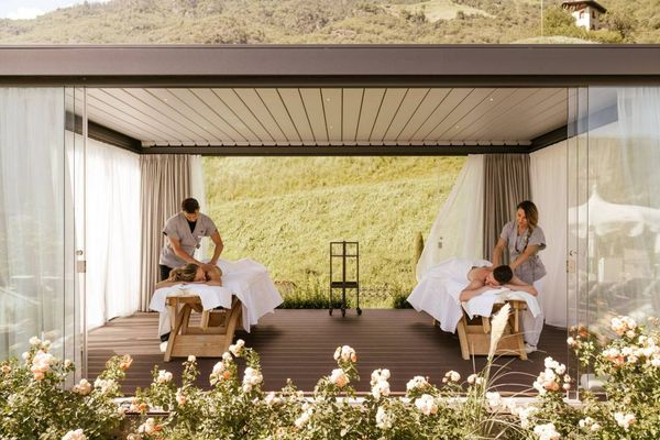 Preidlhof New Garden Spa Massage couple - Armin Terzer.jpg