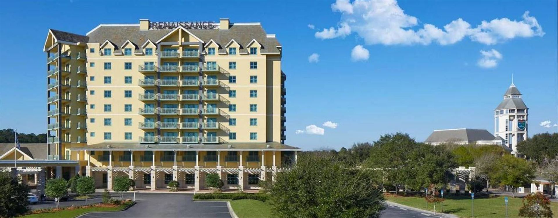 World Golf Village Renaissance St Augstine Resort front entrance.jpg