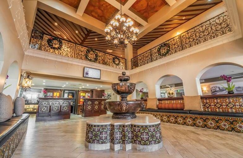 Hilton St. Augustine Historic Bayfront lobby.jpg